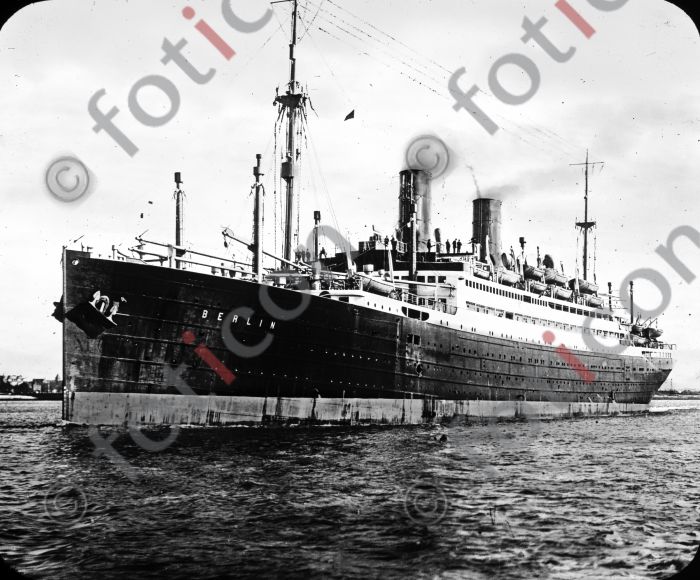 Die "Berlin" | The "Berlin"  (simon-meer-363-003.jpg)